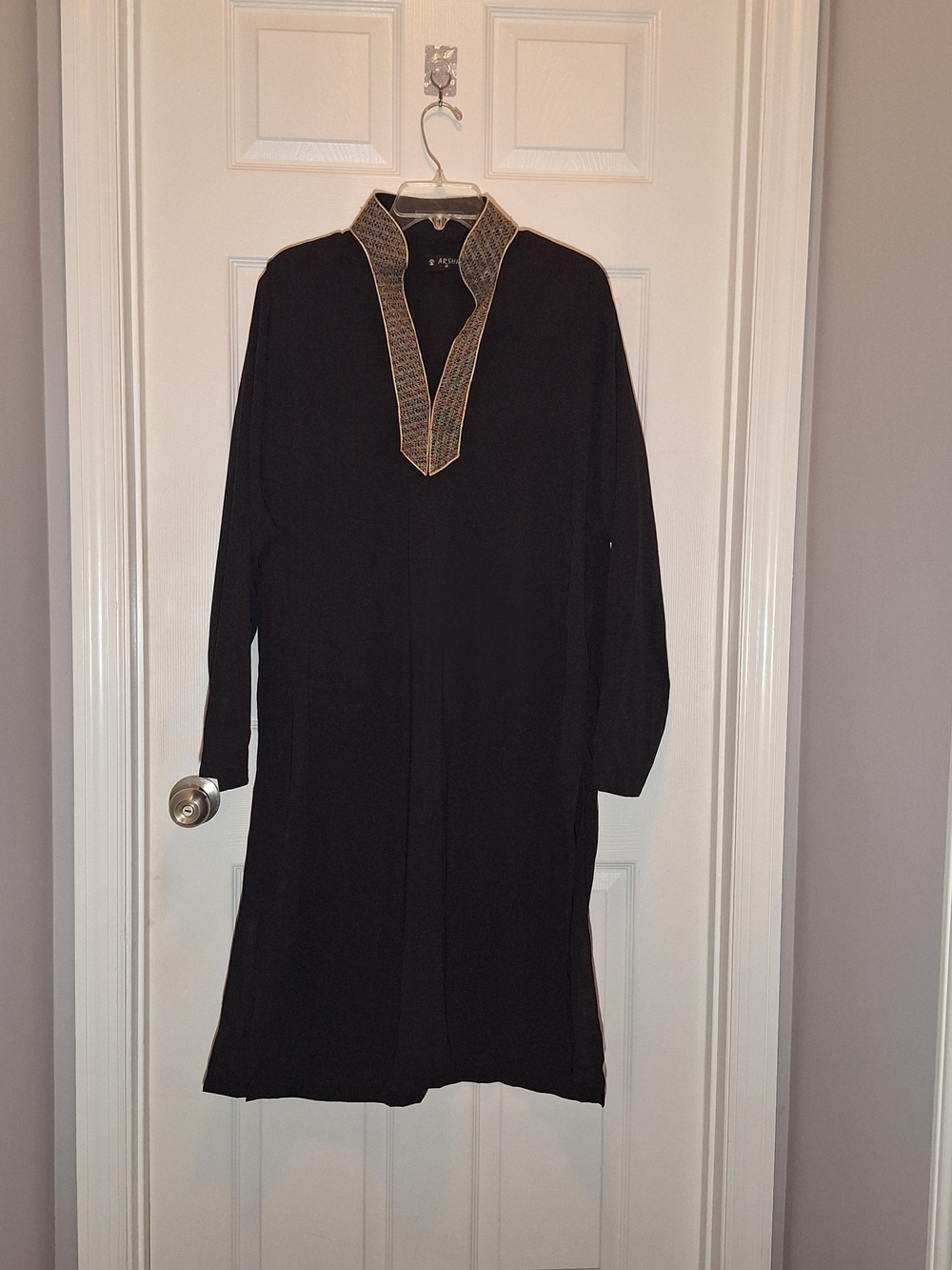 Arshad Men's Black Long Sleeve Kaftan with Gold-Trimmed Collar